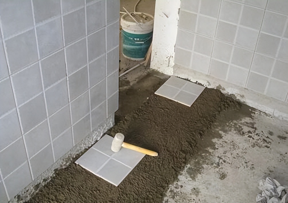 刚贴的瓷砖空鼓怎么办视频(刚贴好的瓷砖发现在空鼓赔偿)